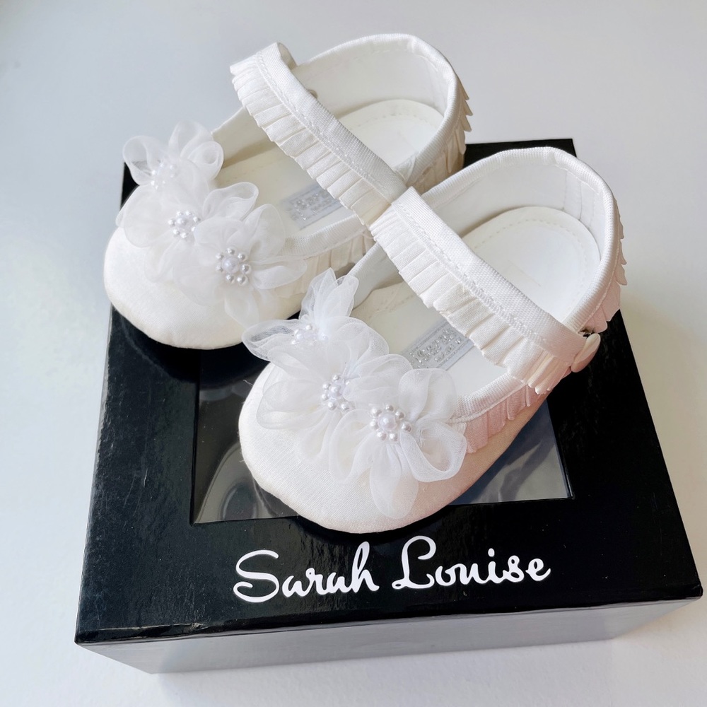 Sarah Louise Ivory newborn Baby Pre-Walker Shoes